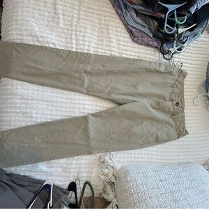 Old Navy Beige Athletic Khaki Pants